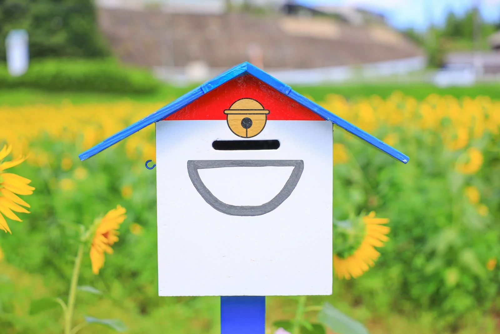 無料壁紙 願い事ポスト。PCとデスクトップ壁紙に最適な4K高画質の無料壁紙。三重県津市のとことめの里 一志で撮影したフリー写真素材