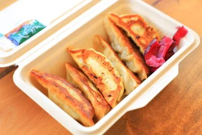 無料壁紙 カフェ「つハッチ」のぎょうざ。PCとデスクトップ壁紙に最適な4K高画質の無料壁紙。三重県津市の中勢グリーンパークで撮影したフリー写真素材