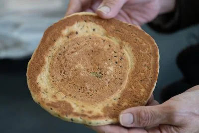 無料壁紙 御在所名物「大石焼」。PCとデスクトップ壁紙に最適な4K高画質の無料壁紙。三重県菰野町の御在所ロープウエイで撮影したフリー写真素材