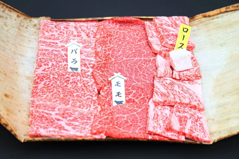 無料壁紙 開封された伊賀肉。PCとデスクトップ壁紙に最適な4K高画質の無料壁紙。三重県三重グルメの伊賀肉（伊賀牛）で撮影したフリー写真素材