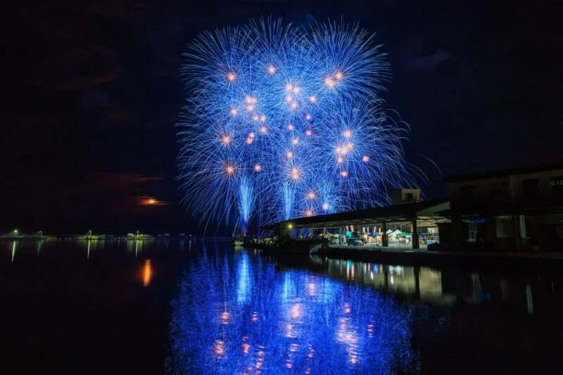 2026年の青色千輪（三重県尾鷲市・おわせ港まつり）