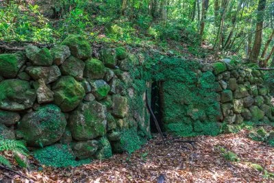 無料壁紙 炭焼き窯。PCとデスクトップ壁紙に最適な4K高画質の無料壁紙。三重県尾鷲市の盛松で撮影したフリー写真素材