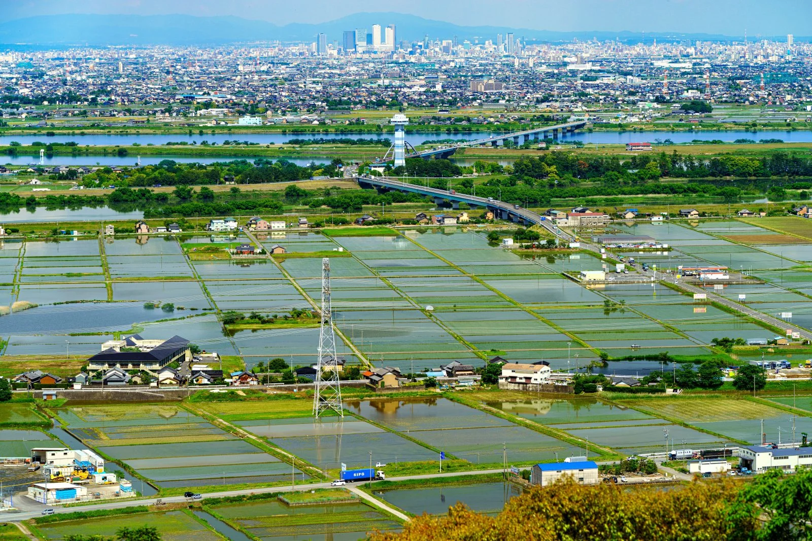 無料壁紙 愛三岐。PCとデスクトップ壁紙に最適な4K高画質の無料壁紙。三重県桑名市の多度山で撮影したフリー写真素材