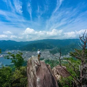 無料壁紙 天狗倉山ガチ勢。PCとデスクトップ壁紙に最適な4K高画質の無料壁紙。三重県紀北町の天狗倉山で撮影したフリー写真素材