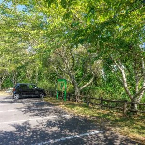 無料壁紙 公園の無料駐車場。PCとデスクトップ壁紙に最適な4K高画質の無料壁紙。三重県伊賀市の岩倉峡公園で撮影したフリー写真素材