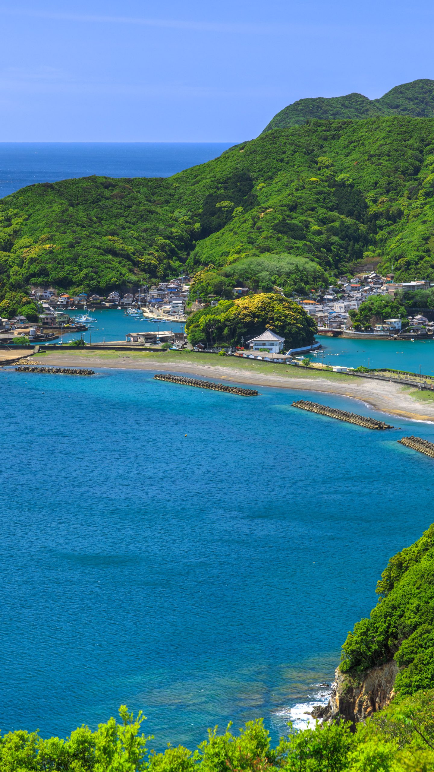 南海展望公園から眺める相賀浦ニワ浜(三重県南伊勢町)