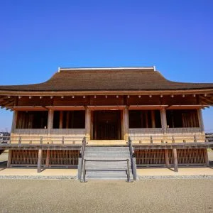 無料壁紙 正殿の正面。PCとデスクトップ壁紙に最適な4K高画質の無料壁紙。三重県明和町のさいくう平安の杜で撮影したフリー写真素材