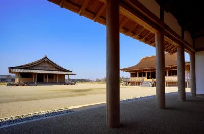 無料壁紙 正殿と西脇殿。PCとデスクトップ壁紙に最適な4K高画質の無料壁紙。三重県明和町のさいくう平安の杜で撮影したフリー写真素材