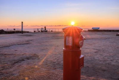 無料壁紙 まるでダイヤモンド天空のポスト。PCとデスクトップ壁紙に最適な4K高画質の無料壁紙。三重県伊勢市の天空のポストで撮影したフリー写真素材