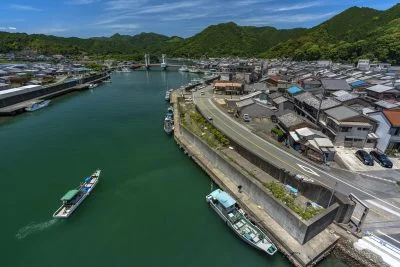 無料壁紙 初夏の紀伊長島。PCとデスクトップ壁紙に最適な4K高画質の無料壁紙。三重県紀北町の江ノ浦大橋で撮影したフリー写真素材