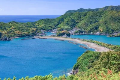 無料壁紙 相賀浦地区。PCとデスクトップ壁紙に最適な4K高画質の無料壁紙。三重県南伊勢町の南海展望台で撮影したフリー写真素材