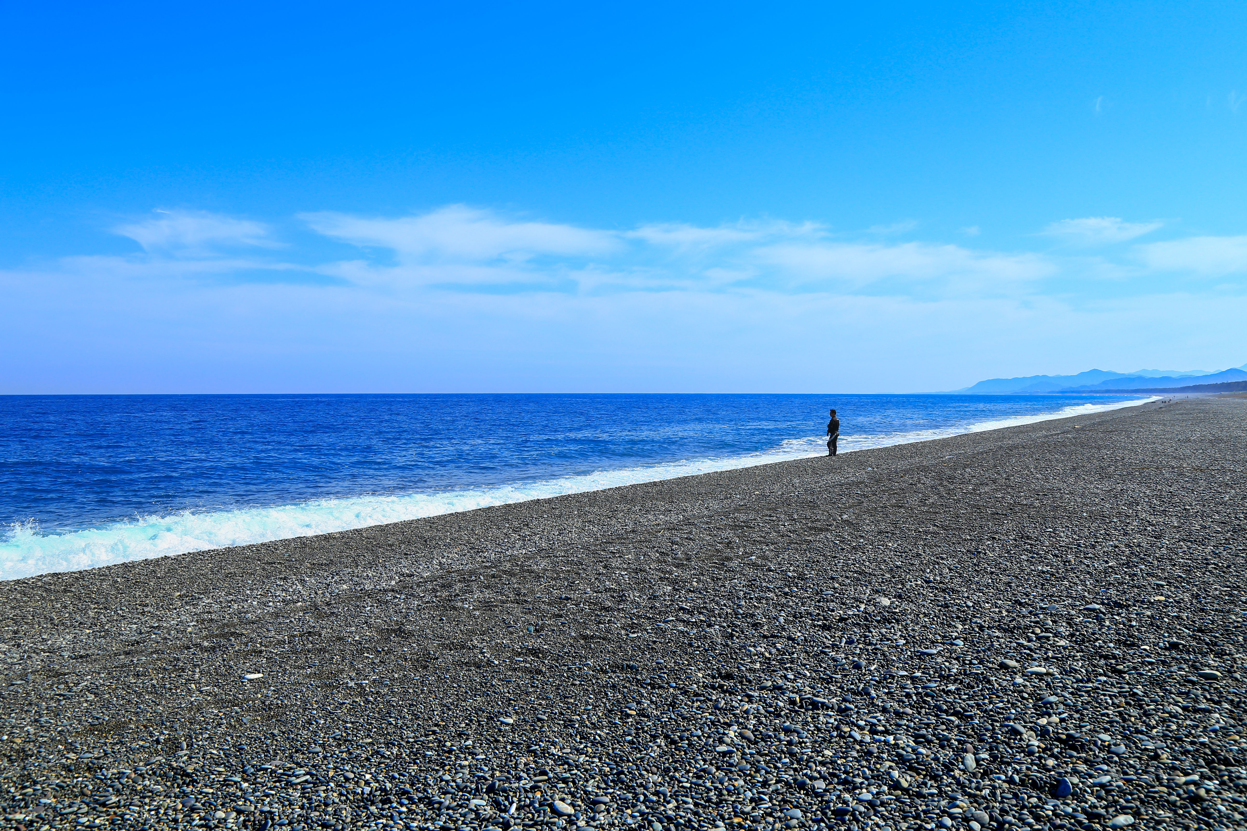 砂礫海岸(三重県熊野市・七里御浜)