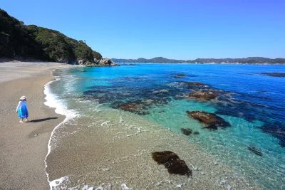 無料壁紙 しろんご浜。PCとデスクトップ壁紙に最適な4K高画質の無料壁紙。三重県鳥羽市の菅島で撮影したフリー写真素材