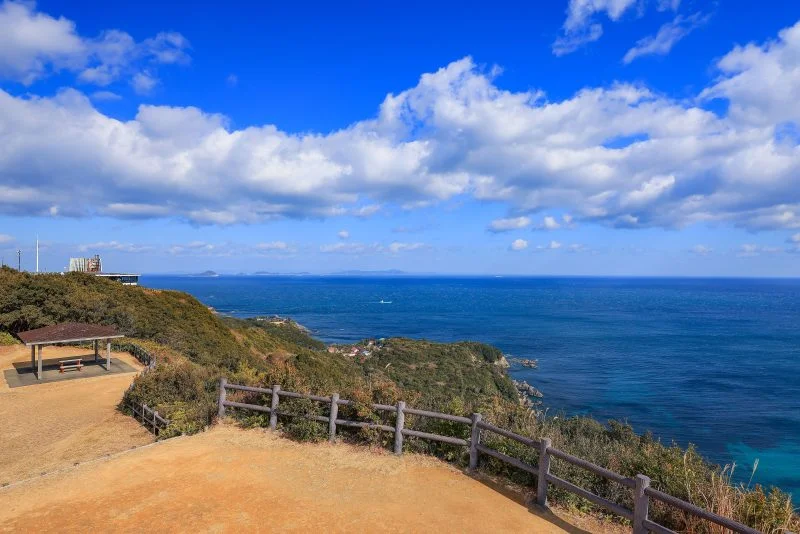 無料壁紙 箱田山園地から眺める海。PCとデスクトップ壁紙に最適な4K高画質の無料壁紙。三重県鳥羽市の鳥羽展望台で撮影したフリー写真素材