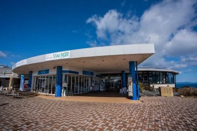 無料壁紙 鳥羽展望台のレストラン（食国蔵王）。PCとデスクトップ壁紙に最適な4K高画質の無料壁紙。三重県鳥羽市の鳥羽展望台で撮影したフリー写真素材