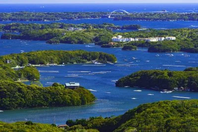 運気が上がる待ち受け 英虞湾の全貌。AndroidとiPhoneに対応した4K高画質の無料スマホ壁紙。三重県志摩市の横山展望台で撮影したフリー写真素材