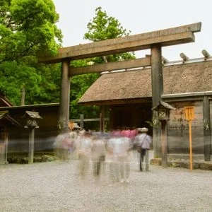 無料壁紙 外宮正宮。PCとデスクトップ壁紙に最適な4K高画質の無料壁紙。三重県伊勢市の伊勢神宮で撮影したフリー写真素材