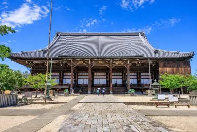 無料壁紙 御影堂。PCとデスクトップ壁紙に最適な4K高画質の無料壁紙。三重県津市の高田本山専修寺で撮影したフリー写真素材