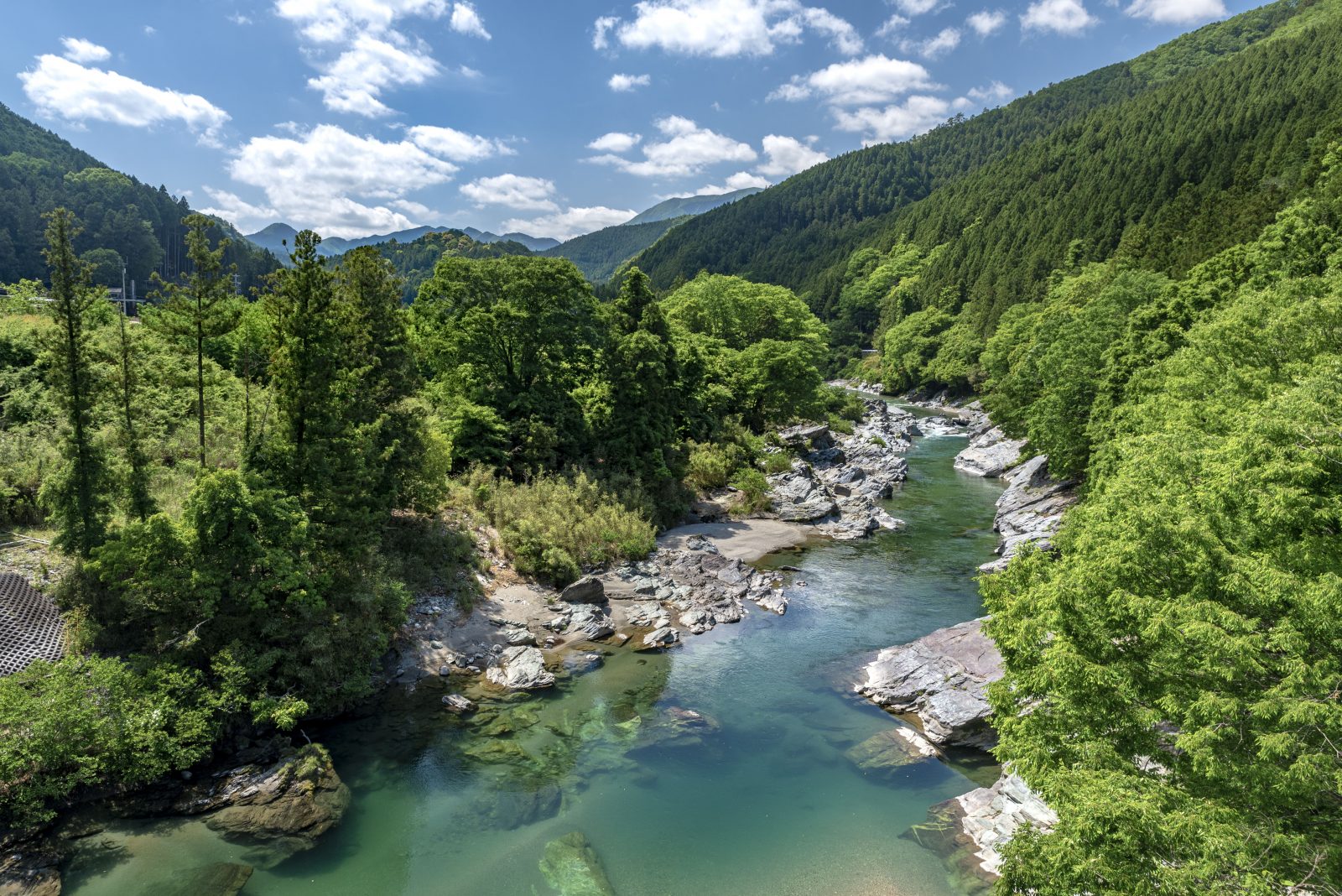 香肌峡の写真「毛原橋から」