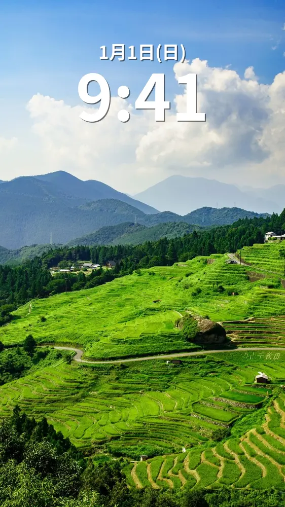 無料スマホ壁紙 新緑の千枚田。AndroidとiPhoneに対応した4K高画質の無料待ち受け画像。三重県熊野市の丸山千枚田で撮影したフリー写真素材