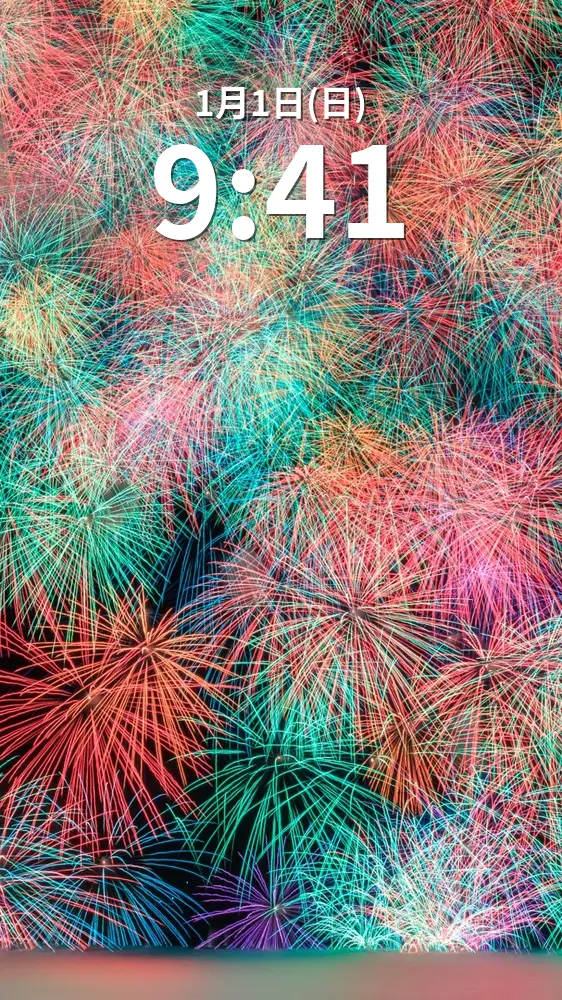 無料スマホ壁紙 夜空を彩る花火。AndroidとiPhoneに対応した4K高画質の無料待ち受け画像。三重県熊野市の熊野大花火大会で撮影したフリー写真素材