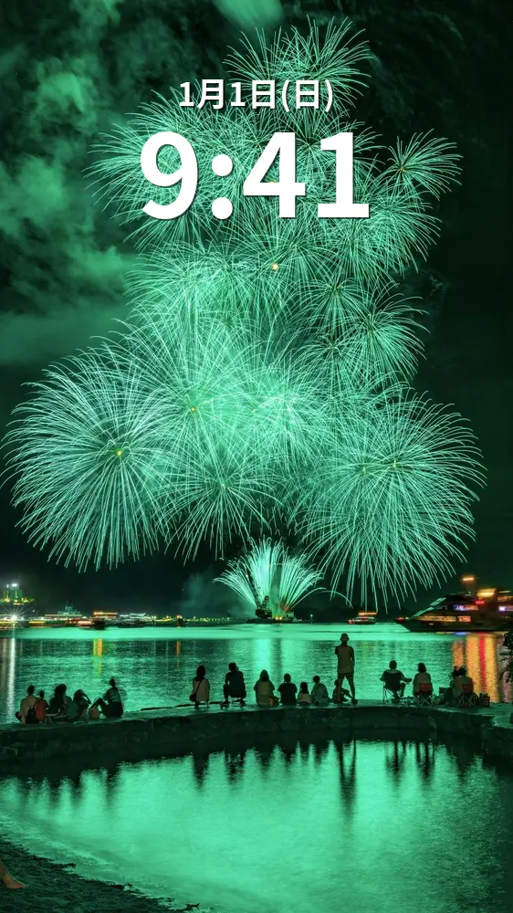 無料スマホ壁紙 緑色の彩色千輪菊。AndroidとiPhoneに対応した4K高画質の無料待ち受け画像。三重県鳥羽市の鳥羽みなとまつりで撮影したフリー写真素材