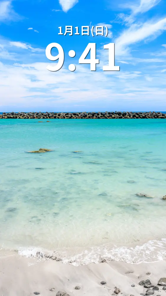 運気が上がる待ち受け エメラルドグリーンの海岸。AndroidとiPhoneに対応した4K高画質の無料スマホ壁紙。三重県志摩市の阿児の松原海水浴場で撮影したフリー写真素材